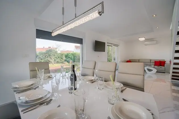 Luxury Villa, 4 Yatak Odası, Kişiye Özel Havuzlu