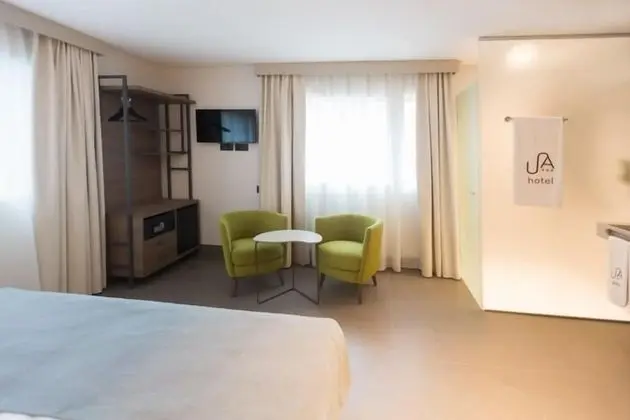 Superior Tek Büyük Yataklı Oda