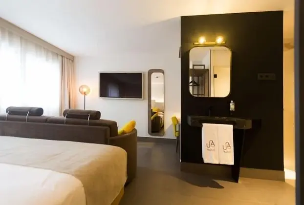 Superior Tek Büyük Yataklı Oda