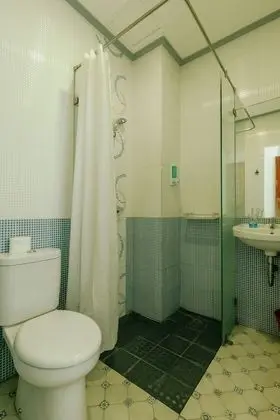 Standard İki Ayrı Yataklı Oda, Havuz Manzaralı