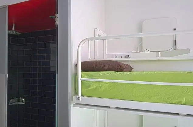 Ortak Ranzalı Oda, Karma Ranzalı Oda (10 Bed Dorm)