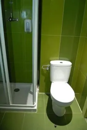 İki Ayrı Yataklı Oda, Özel Banyo