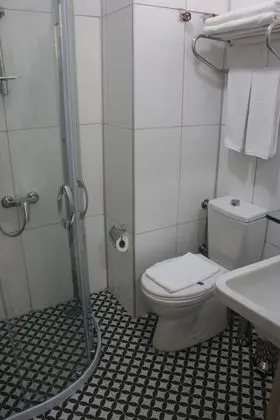 Aile Suiti, Kısmi Deniz Manzaralı