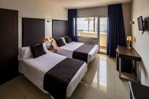 Deluxe Üç Kişilik Oda, Balkon, Deniz Manzaralı