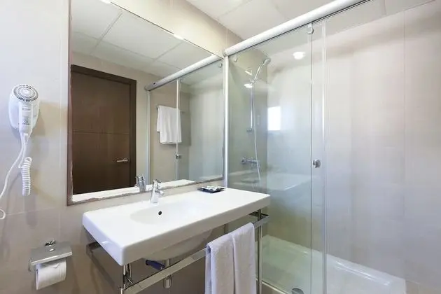 Deluxe Üç Kişilik Oda, Balkon, Deniz Manzaralı