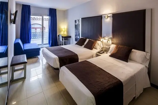 Dört Kişilik Oda, Balkon