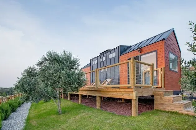 Ada House