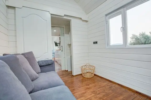 Ada House
