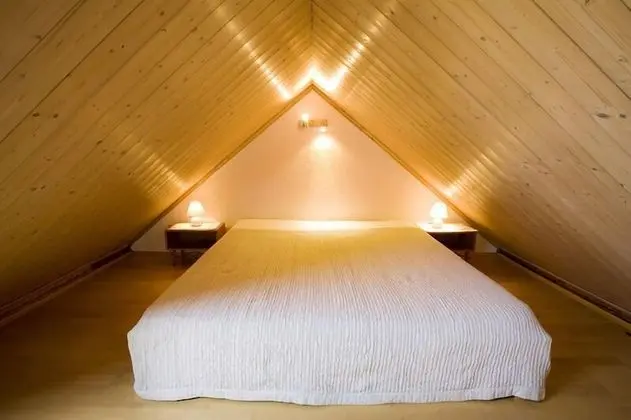 Apart Daire (Dachgeschoss)