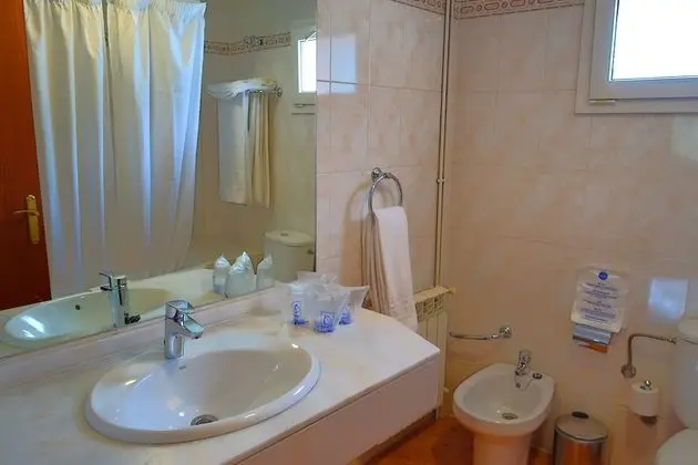 Standard Dört Kişilik Oda (2+2)