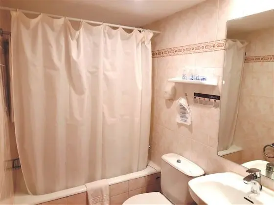 Üç Kişilik Oda (2+1)