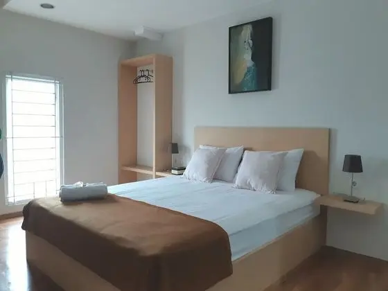 Standard Tek Büyük Yataklı Oda