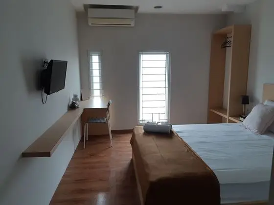 Standard Tek Büyük Yataklı Oda