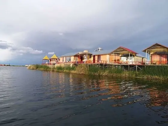 Panoramic Üç Kişilik Oda, Özel Banyo, Göl Manzaralı
