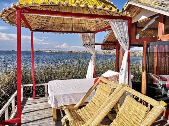 Tek Büyük Yataklı Oda, 2 Çift Kişilik Yatak, Banyolu/Duşlu, Göl Manzaralı