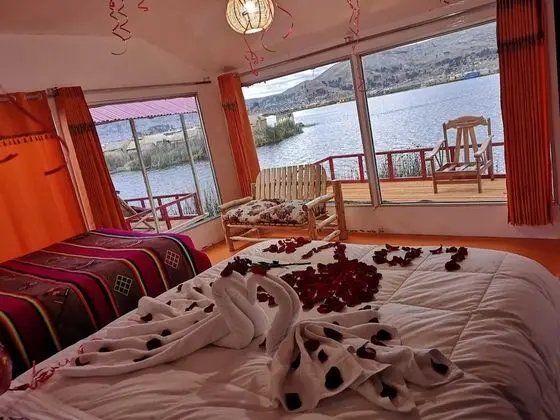 Tek Büyük Yataklı Oda, 2 Çift Kişilik Yatak, Banyolu/Duşlu, Göl Manzaralı