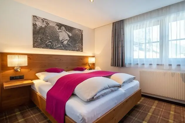 Standard Tek Büyük Yataklı Oda, Dağ Manzaralı