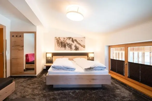 Standard Tek Büyük Yataklı Oda, Dağ Manzaralı