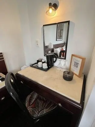 Basic Tek Büyük Yataklı Oda