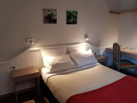 Basic Tek Büyük Yataklı Oda