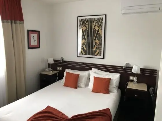 Comfort Tek Büyük Yataklı Oda