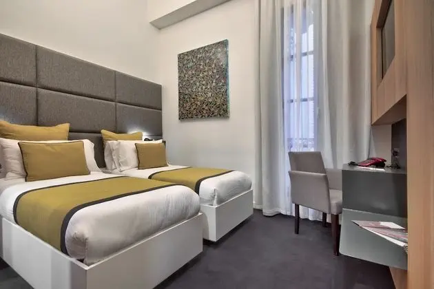 Deluxe Tek Büyük veya İki Ayrı Yataklı Oda