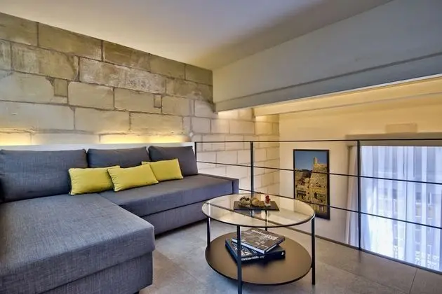Superior Süit (Penthouse)