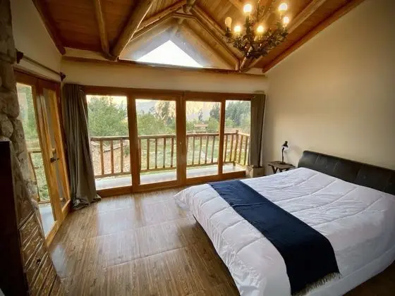 Family Kır Evi