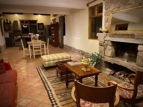 Family Kır Evi