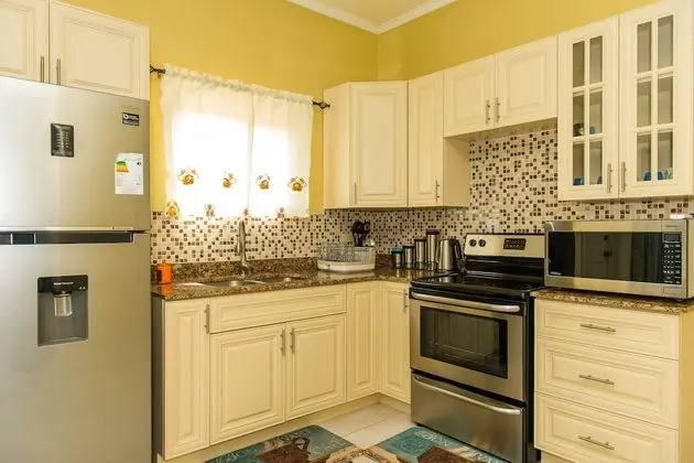 Luxury Apart Daire, Havuz Manzaralı