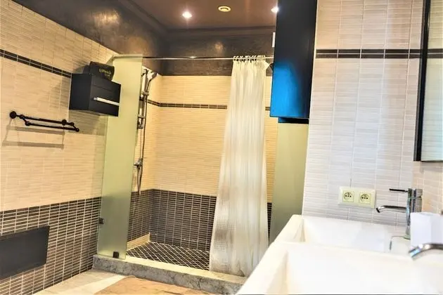 Deluxe Tek Büyük Yataklı Oda (Arganier)