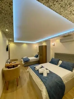 Suite, Kara Manzaralı, 2. Kat