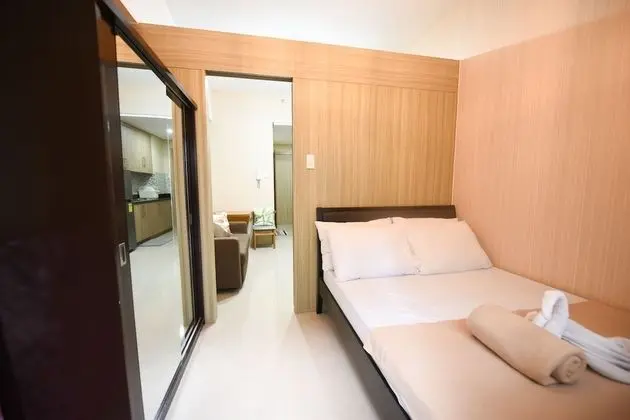 Deluxe Oda, Balkon, Havuz Manzaralı