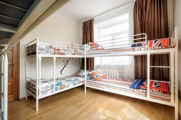 Ortak Ranzalı Oda, Sadece erkekler için, Balkon (1 Bed in 6 Person Dorm)