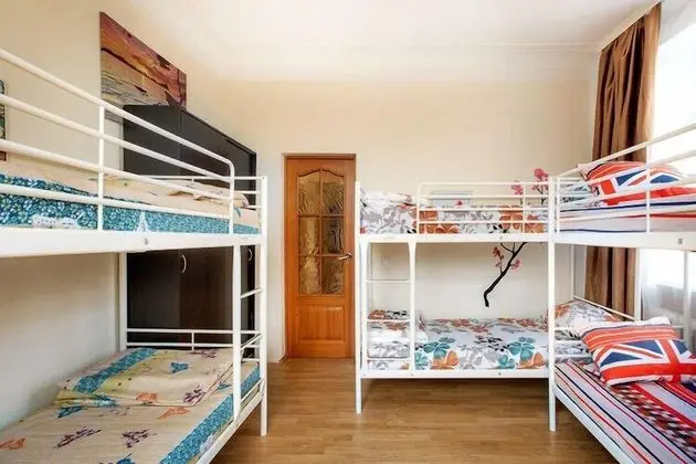 Ortak Ranzalı Oda, Sadece erkekler için, Balkon (1 Bed in 6 Person Dorm)