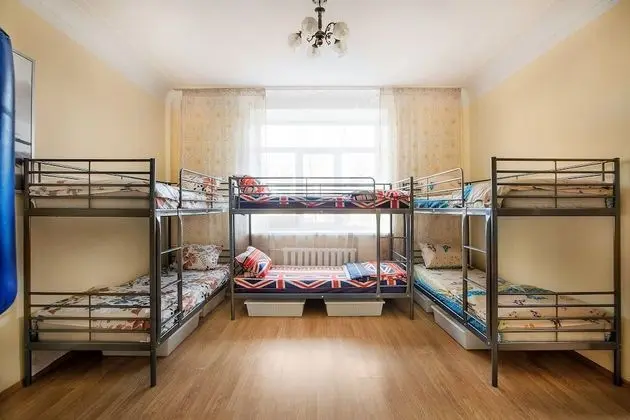 Standard Ortak Ranzalı Oda, Sadece erkekler için (1 Bed in 6 Person Dorm)