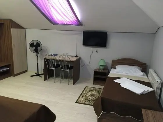 Basic Üç Kişilik Oda, 3 Tek Kişilik Yatak, Sigara İçilmez