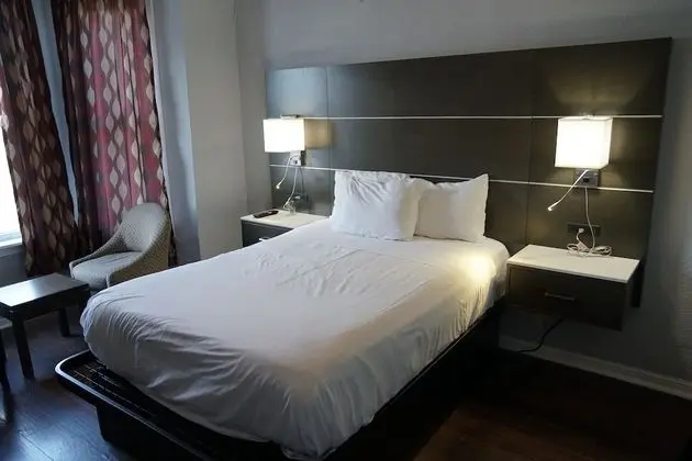 Deluxe Oda, 1 Çift Kişilik Yatak, Ortak Banyo
