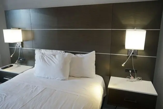 Standard Oda, 1 Çift Kişilik Yatak, Ortak Banyo
