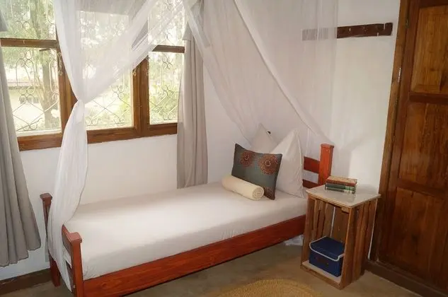 Bed in Shared Dormitory