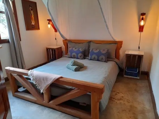 Classic Tek Büyük Yataklı Oda, 1 Büyük (Queen) Boy Yatak, Ortak Banyo, Bahçe Manzaralı