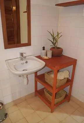 Deluxe Tek Büyük Yataklı Oda, 1 Büyük (Queen) Boy Yatak, Özel Banyo, Bahçe Manzaralı