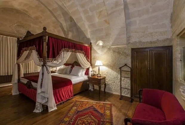 Ottoman Suite