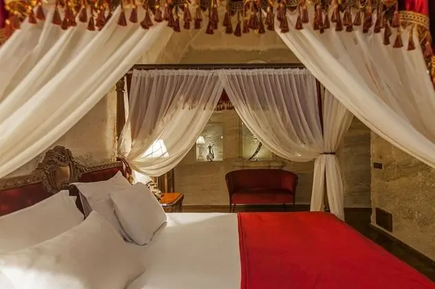 Ottoman Suite