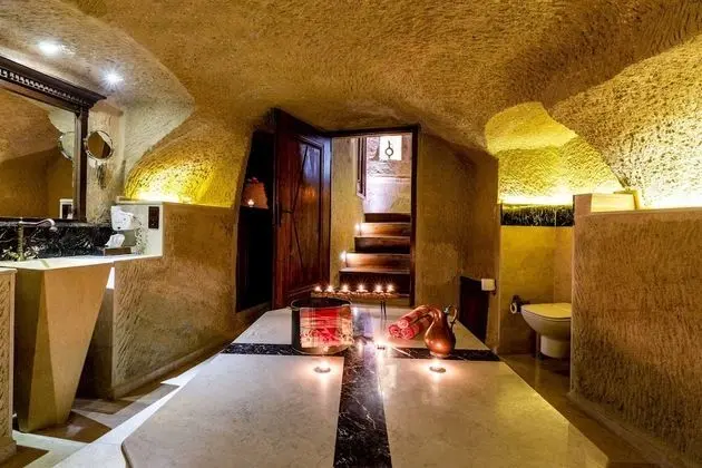 Sultan Suite