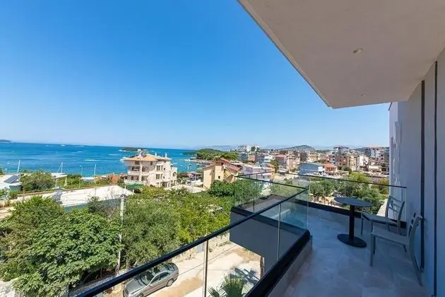 Deluxe Tek Büyük Yataklı Oda, Balkon, Deniz Manzaralı