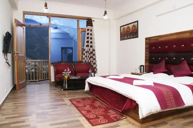Premium Tek Büyük Yataklı Oda, 1 Yatak Odası, Balkon, Dağ Manzaralı