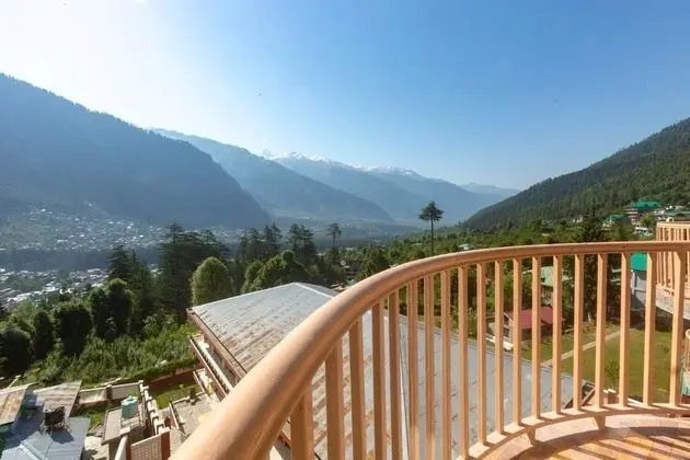 Premium Tek Büyük Yataklı Oda, 1 Yatak Odası, Balkon, Dağ Manzaralı