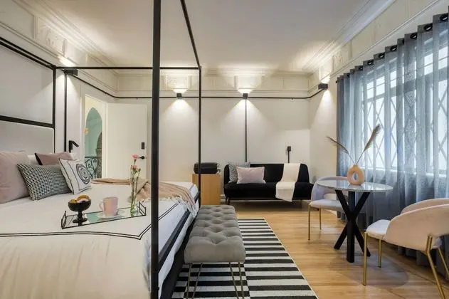 Deluxe Stüdyo Süit