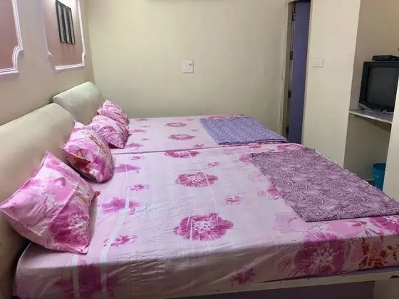 Business Dört Kişilik Oda, 2 Büyük (Queen) Boy Yatak